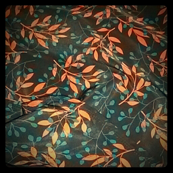 Lula Roe Cardigan - Picture 3 of 8